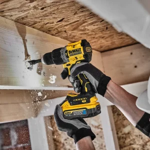 18V XR® Brushless Hammer Drill Driver - 2 X 5Ah POWERSTACK™ Battery - Image 7