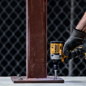 18V XR® Brushless 1/2-in Hog Ring Compact Impact Wrench - 2 X 5Ah Battery - Image 6
